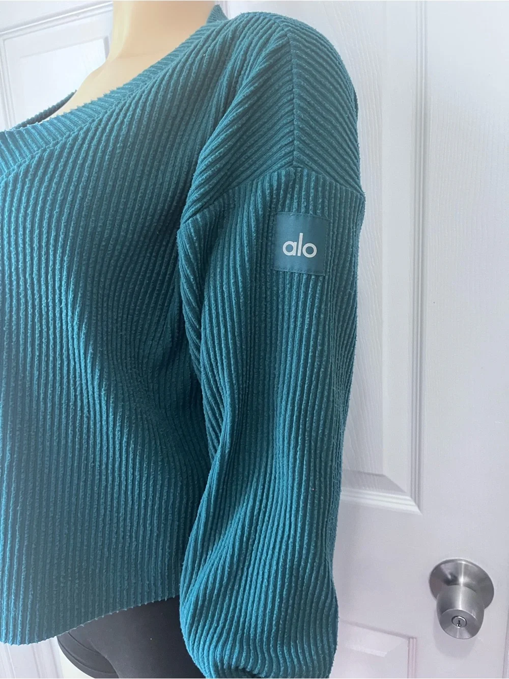 ALO Yoga Teal Ribbed V-Neck Sweater